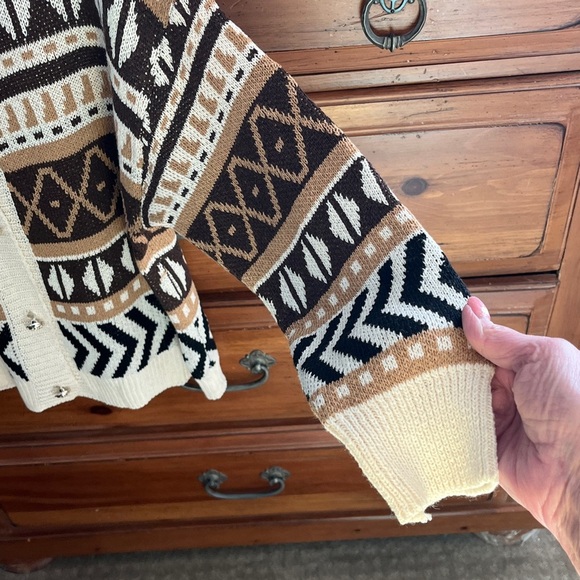 Sunday Up One Size Black and Cream Knit Sweater Cardigan NWOT - Picture 3 of 9